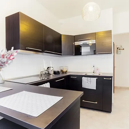 Modern Living In The Centre Of アパート *